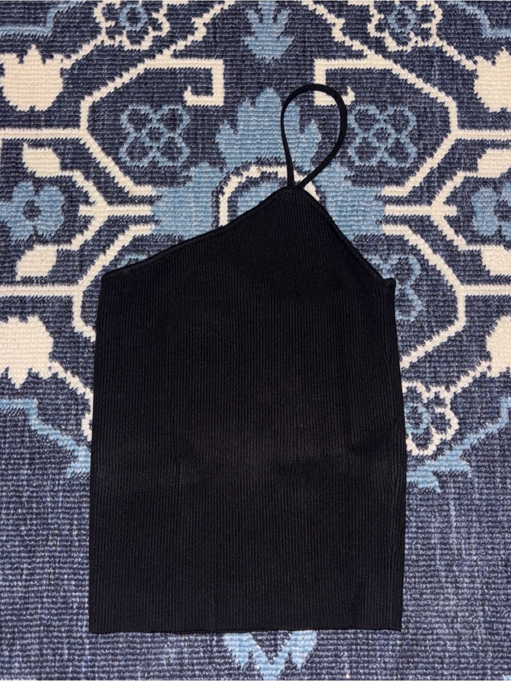 Zara Bundle Tops (2 tops included) - Picture 2 of 6